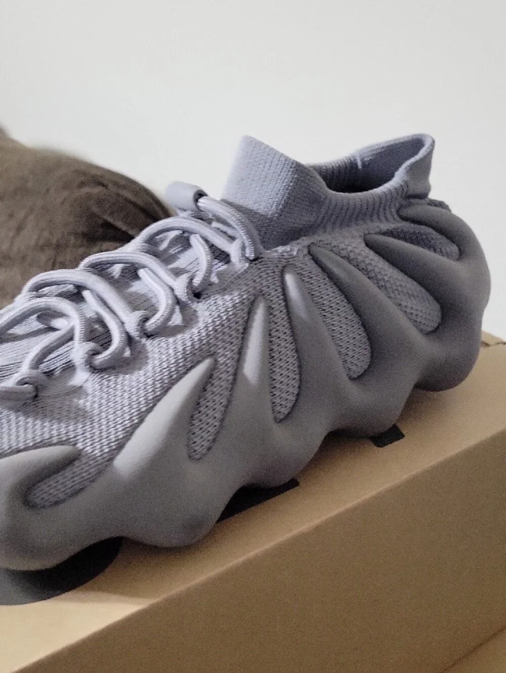 adidas Yeezy 450 Low-Top Sneaker in Grey